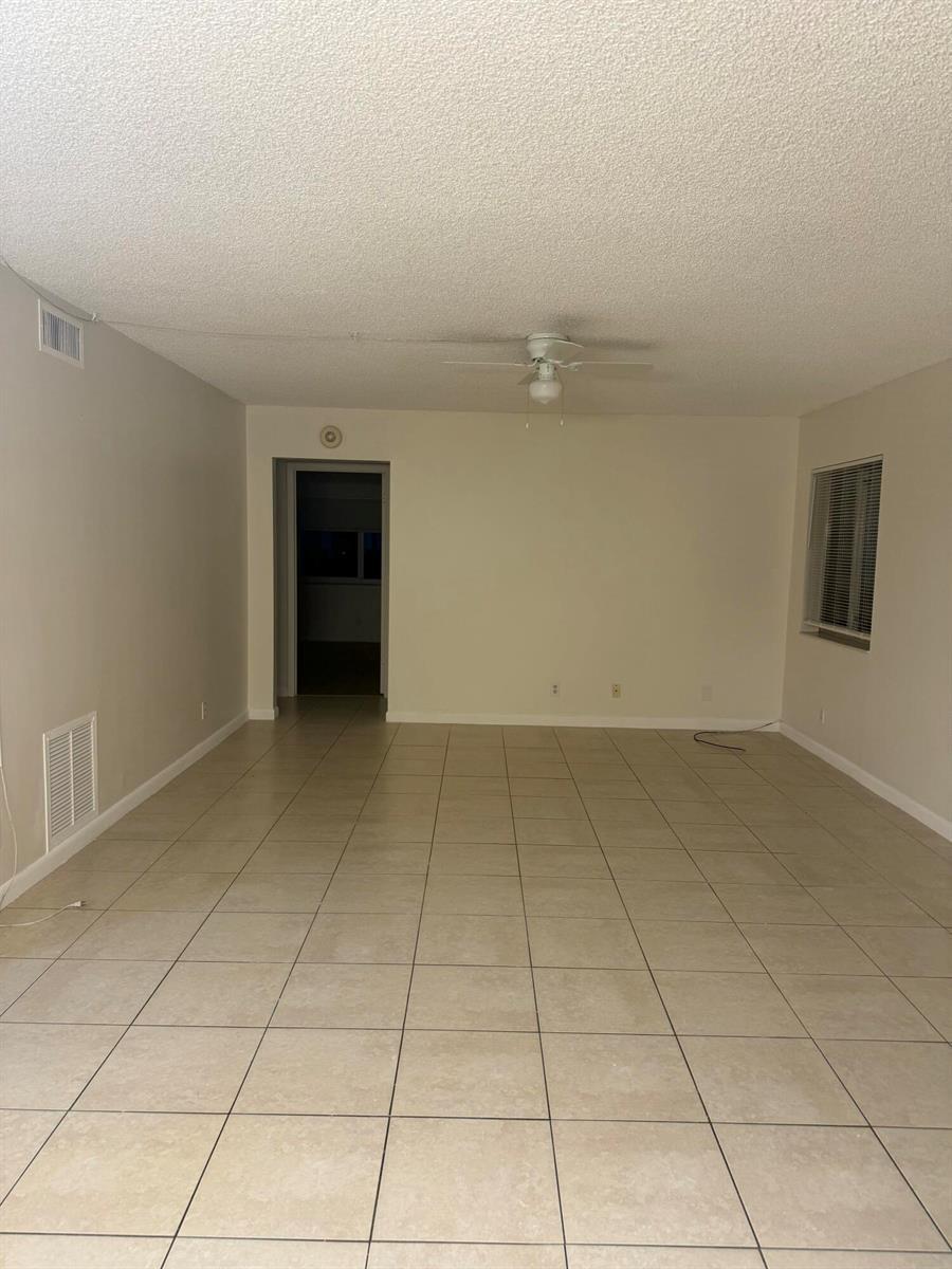 Building Photo - 4961 Sable Pine Cir