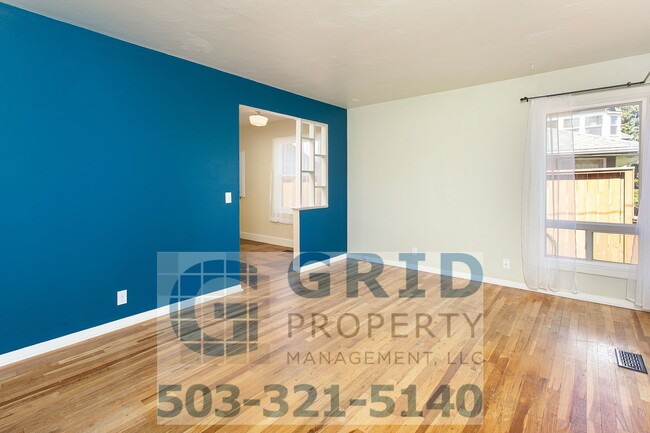 Building Photo - Charming 3 Bedroom North Portland Home Ava...