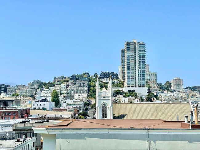 Building Photo - 540-542-542 Vallejo St.