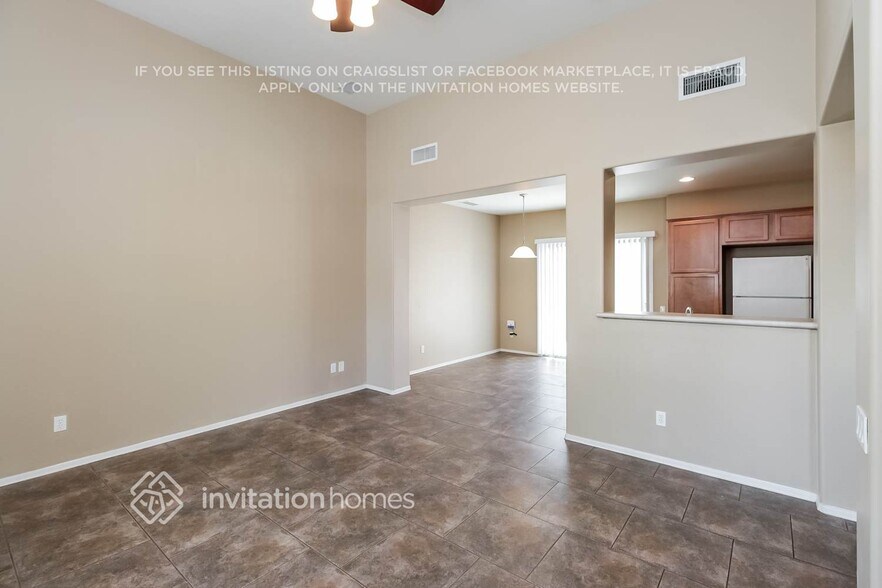 Building Photo - 8329 W Lewis Ave