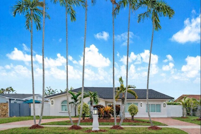 Building Photo - 8952 SW 10th Ter