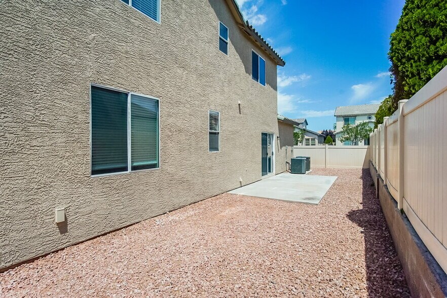 Building Photo - 8423 Belmont Valley St