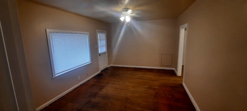 Building Photo - 1614 Elizabeth Rd