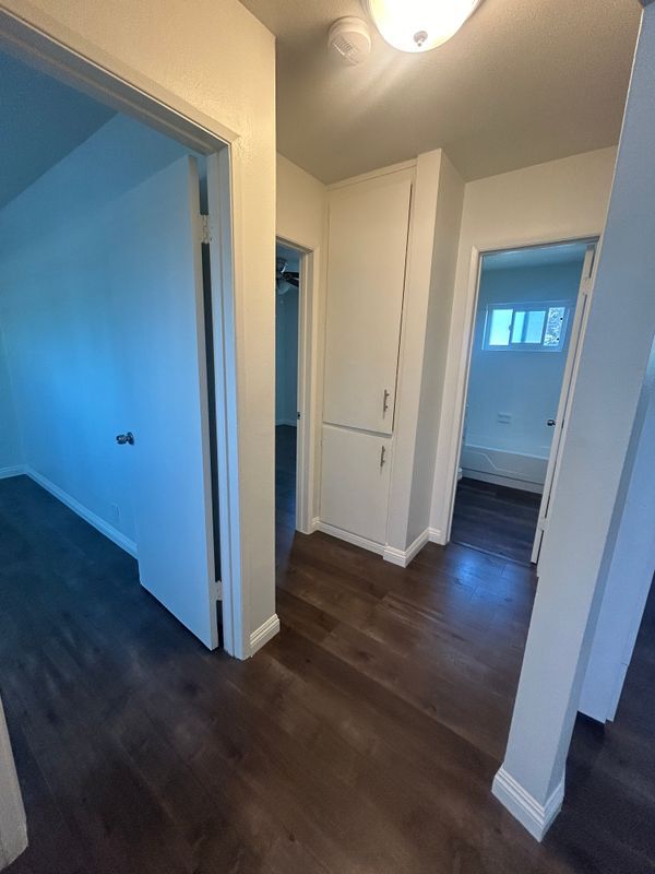 Building Photo - 1305 Garfield Ave