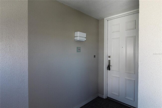 Building Photo - 988 Blvd of the Arts