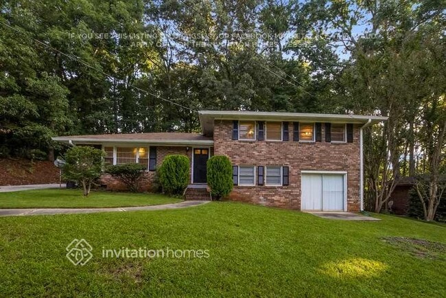 Building Photo - 1398 Yates Ave