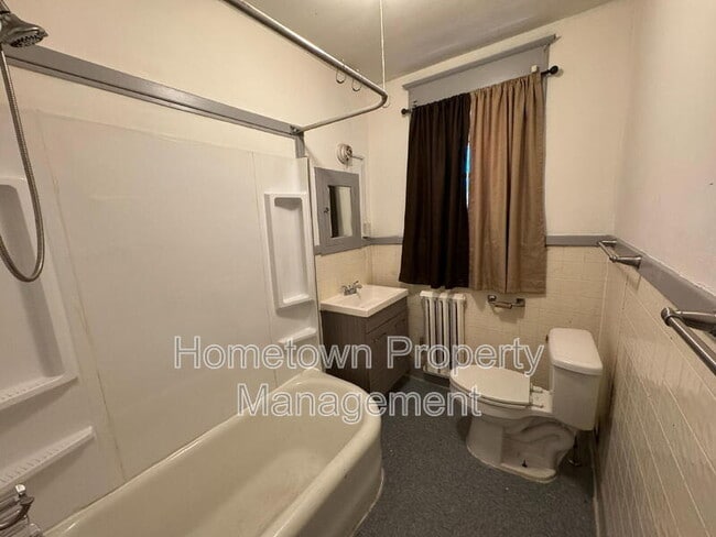 Building Photo - 1818 Walnut St