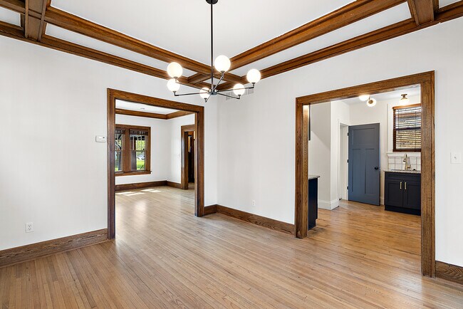 Building Photo - 7464 Woodrow Wilson St