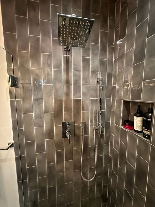 Building Photo - Laconia Lofts