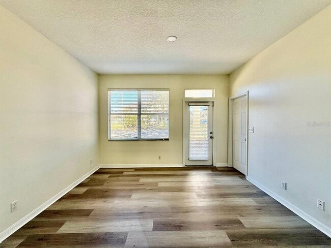 Building Photo - 8530 Alexandra Arbor Ln