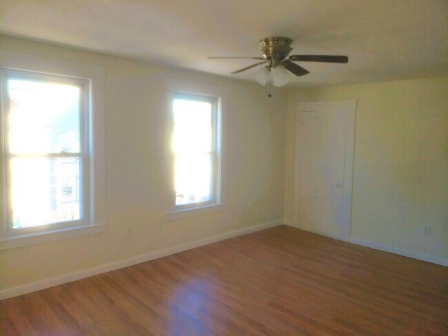 Building Photo - 26 Arlington St