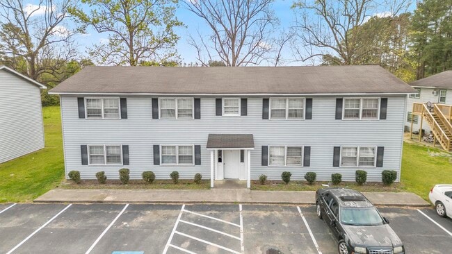 Building Photo - Garden Apartments