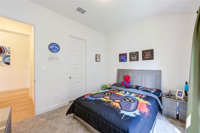Building Photo - 7463 Denali Dr