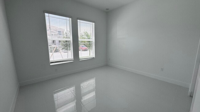 Building Photo - 5722 Aleppo Pne Pl