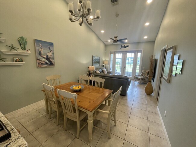 Building Photo - St. Lucie Villas