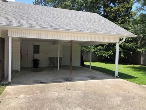 Building Photo - 1522 Monaco Dr