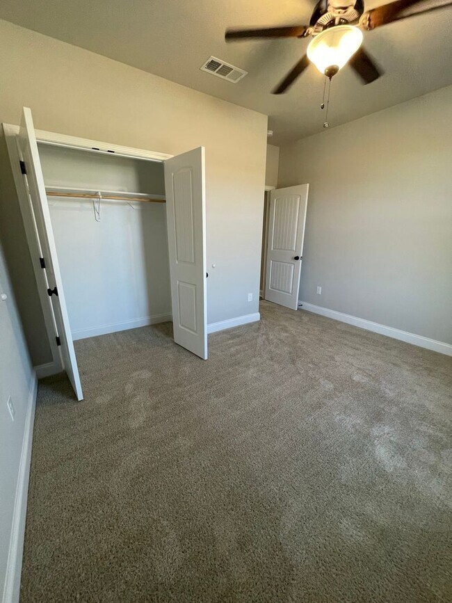 Building Photo - 23643 Blythewood Ln