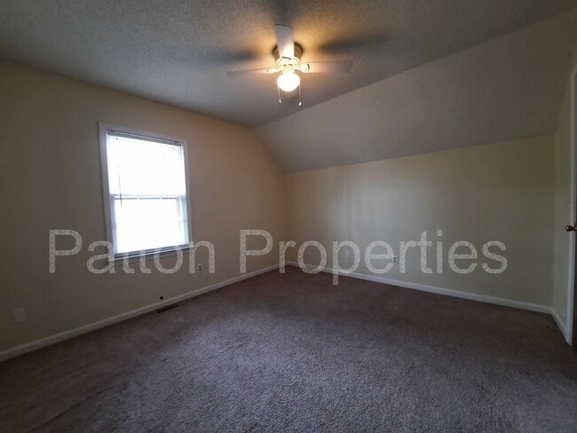Building Photo - 1601 Willowby St
