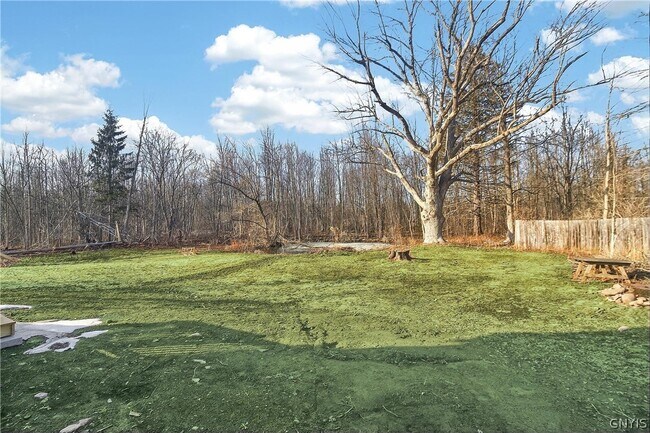 Building Photo - 6637 Dix Rd