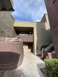 Building Photo - 5008 S Rainbow Blvd