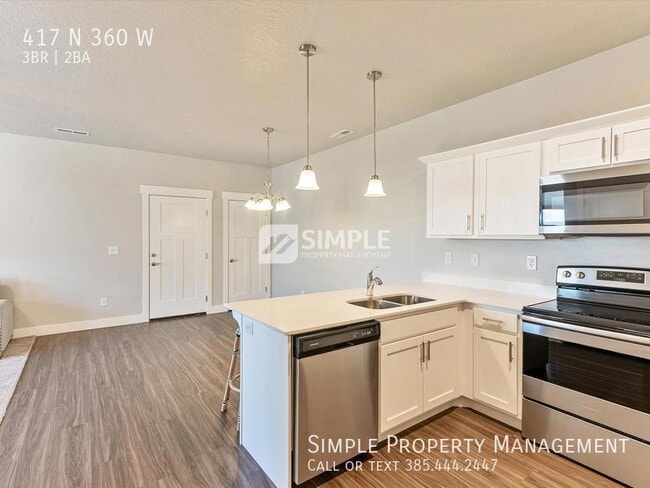 Building Photo - 417 N 360 W