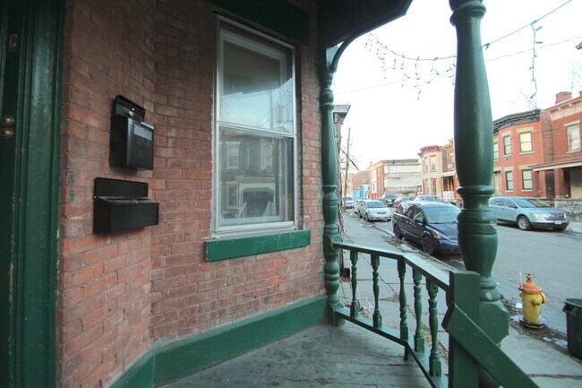 Building Photo - 37 Lutheran St