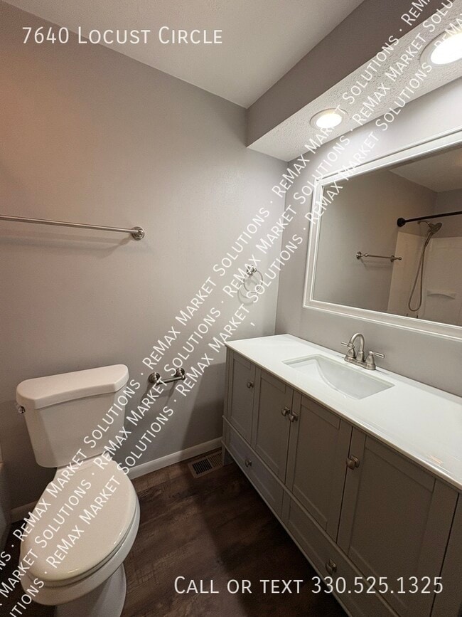 Building Photo - 7640 Locust Cir