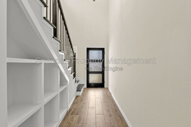 Building Photo - 4033 Starbright St