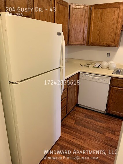 Building Photo - 204 Gusty Dr