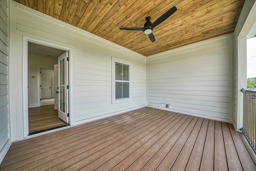 Building Photo - 1439 Spring Pointe Ln