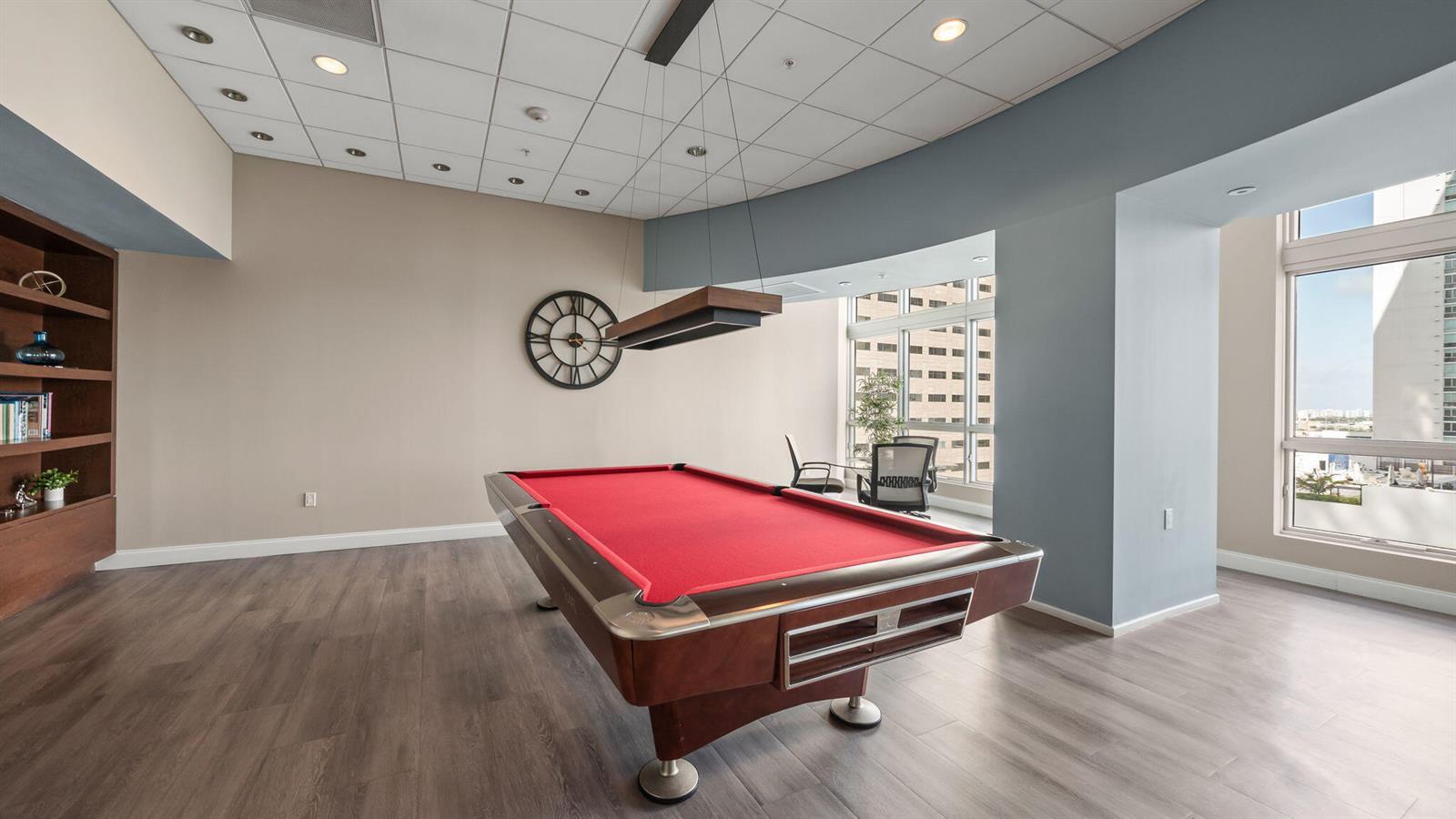 Building Photo - 300 S Biscayne Blvd