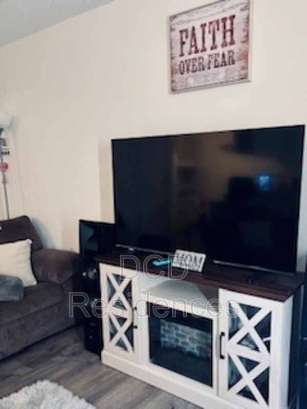 Building Photo - 11330 Cockle Dr