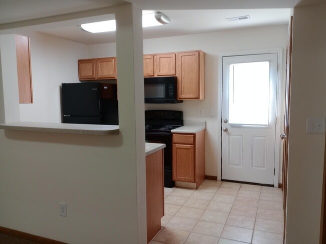 Building Photo - 5718 Canaveral Dr