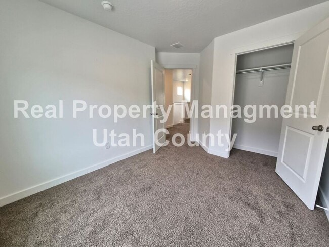 Building Photo - 1322 S 3540 E