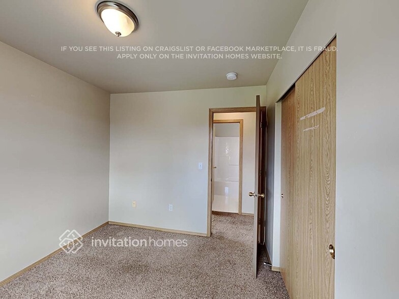 Building Photo - 12011 130th St E