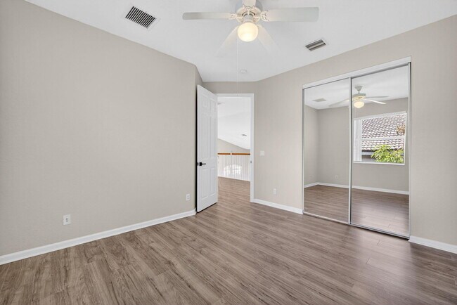 Building Photo - 2237 Newport Isles Blvd