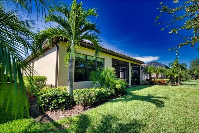 Building Photo - 5628 Semolino St