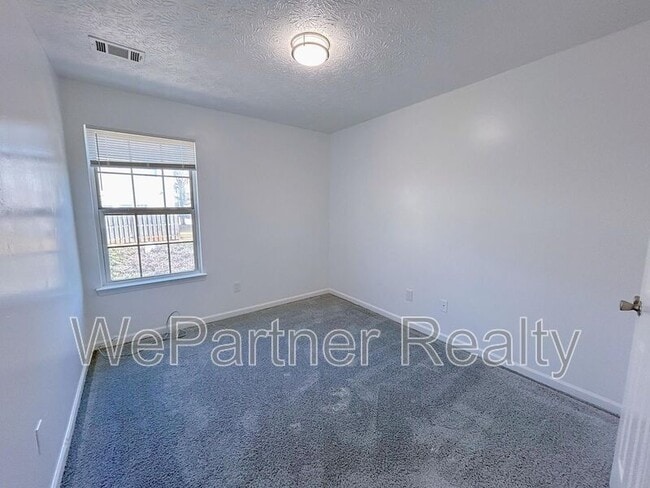 Building Photo - 4222 High Park Ln