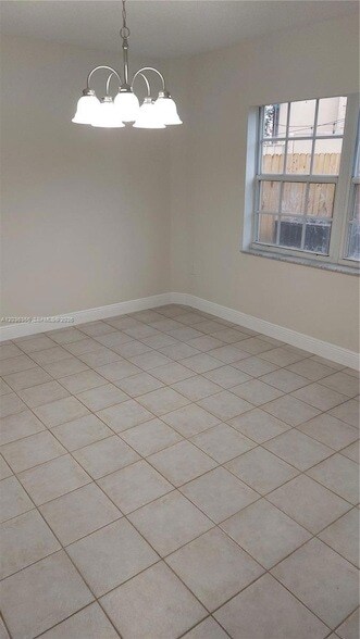 Building Photo - 7083 SW 158th Ct
