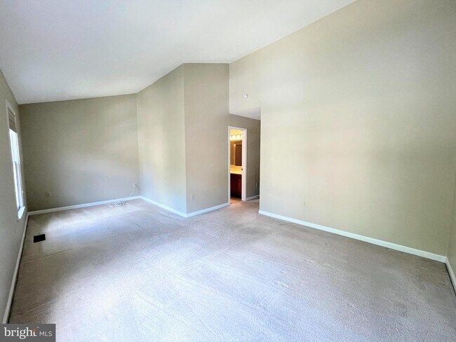 Building Photo - 11812 Great Owl Cir