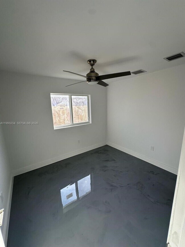 Building Photo - 2110 NW 91st Terrace