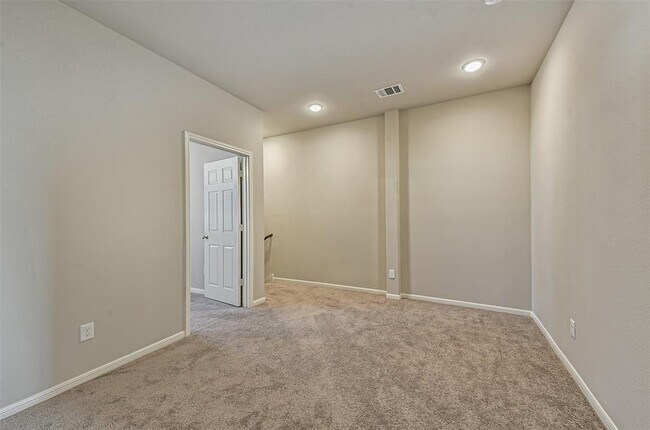 Building Photo - 3556 Terreno Vista Blvd