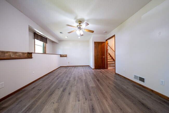 Building Photo - 408 10th St