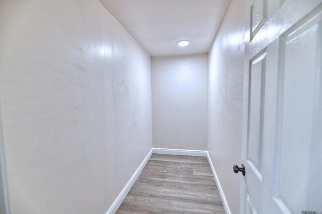 Building Photo - 3744 Conrad Dr