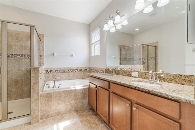 Building Photo - 3589 Cortland Dr