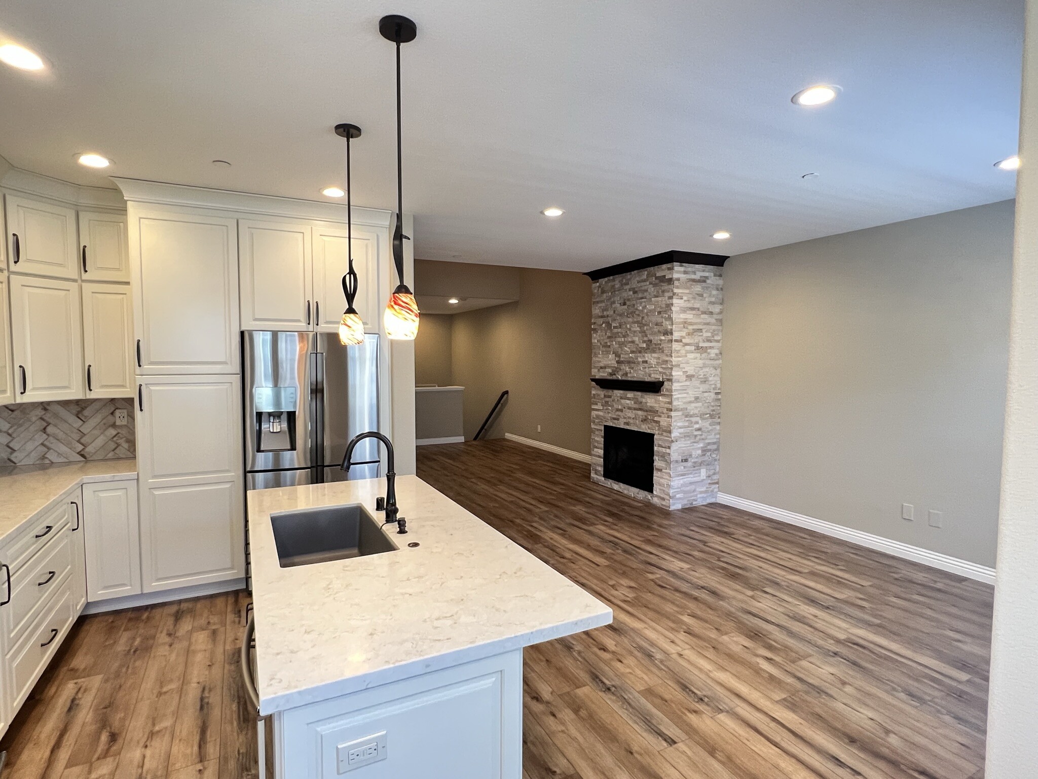 Kitchen, dinning, & living room - 9931 Leavesly Trl