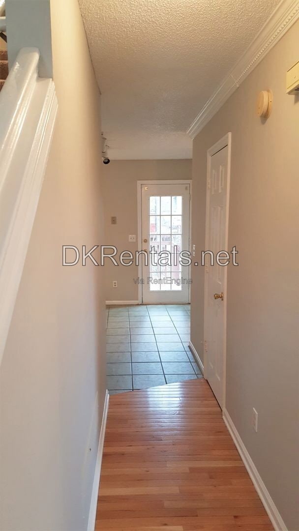 Building Photo - 2160 Denson Ln S W