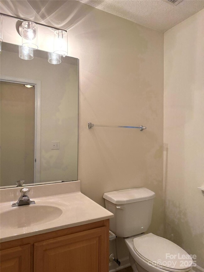 Building Photo - 10013 University Park Ln