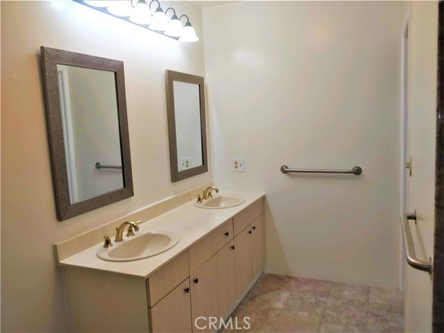 Building Photo - 1205 Sierra Madre Blvd