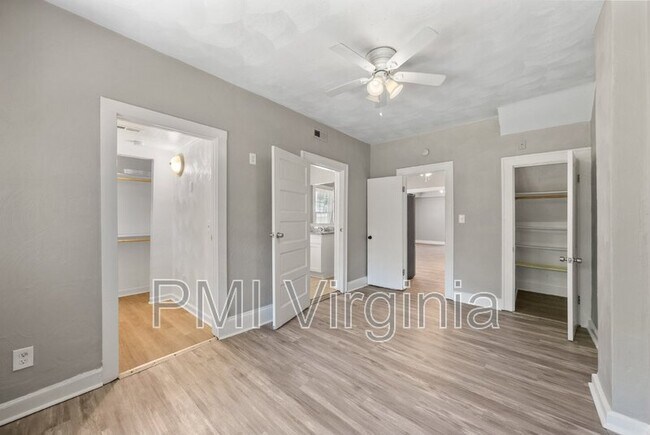 Building Photo - 259 A View Ave